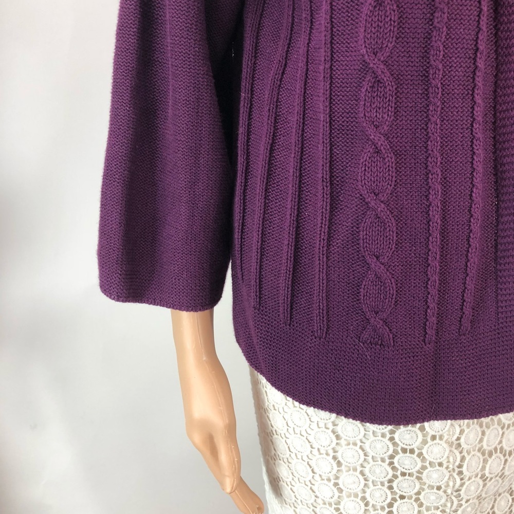 New Van Heusen floral plum large sweater (#23) - Picture 4 of 8